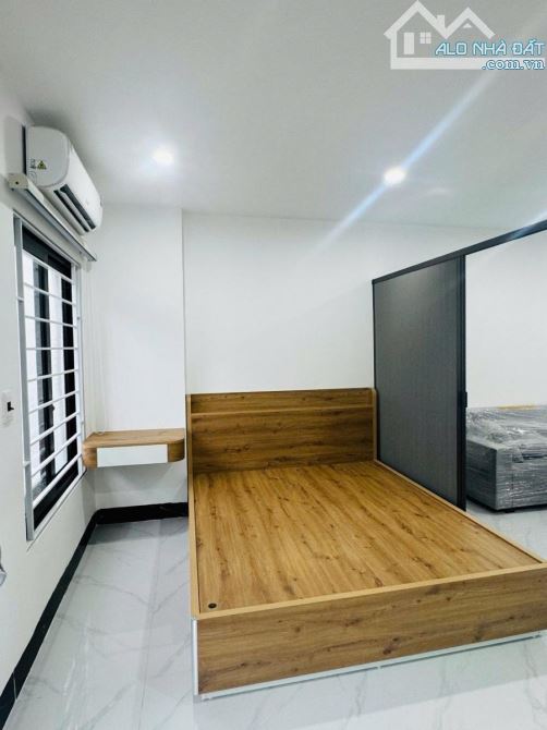 Khu vực hiếm nhà bán,khách thuê phòng cực nhiều Kim Mã Thượng 100m2, 26 phòng đôi khép kín