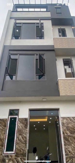 BÁN NHÀ LÔ GÓC- 4TẦNG_ 1TUM- TẠI KIM NỖ (cũ)- ĐƯỜNG THÔNG Ô TÔ TRÁNH