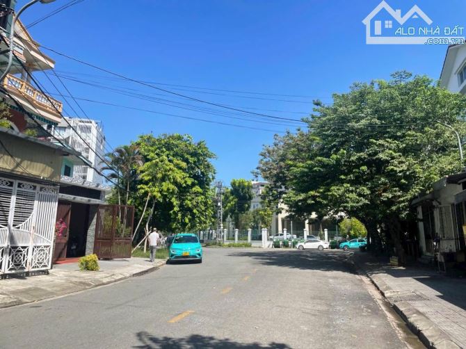 Bán nhà 3 tầng đường Lê Viết Lượng - Trung tâm Thành phố Huế