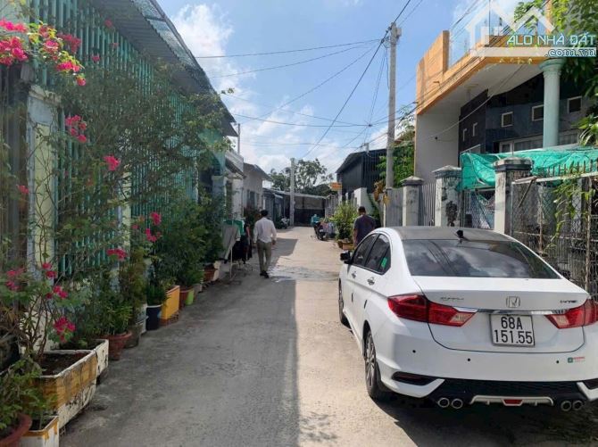 Bán nhà cấp 4 Thới Tam Thôn 124m2 giá 840 triệu SHR