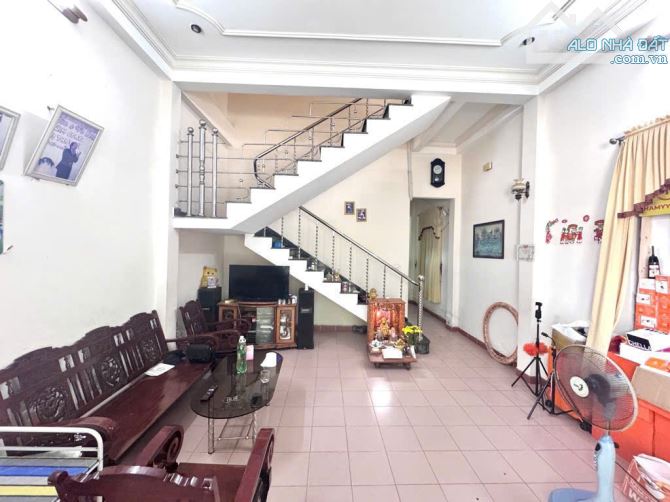 Bán nhà 2 tầng kiệt ô tô quay đầu LÊ HỮU TRÁC, ngay Võ Văn Kiệt, Nguyễn Văn Thoại