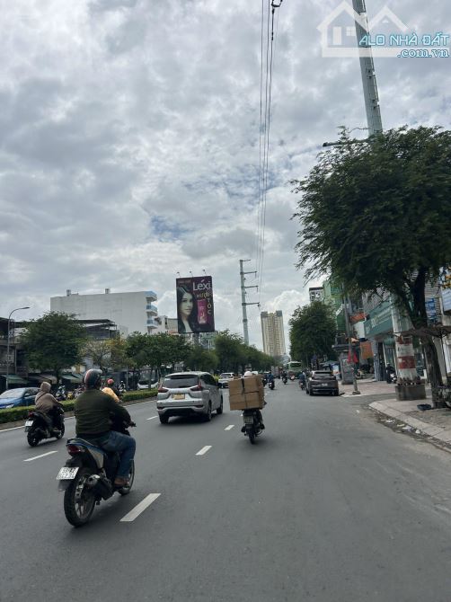 Bán Nhà MT Hồng Bàng P.6 Quận 6 - DT ( 7 x 20M ) -T3L - Giá Chỉ 40 Tỷ