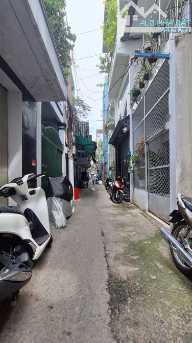 Bán Nhà Cấp 4, Dạ Nam, Quận 8, Cách mặt tiền 30m, 30m2, Nhỉnh 3 Ty