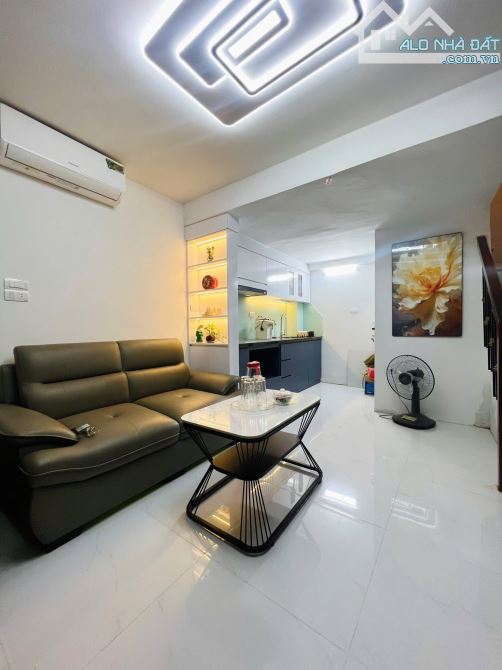 Cần Bán Nhà - Minh Khai  - Ngõ Ba Gác Tránh Xe Máy - Gửi Tặng Toàn Bộ Nội Thất