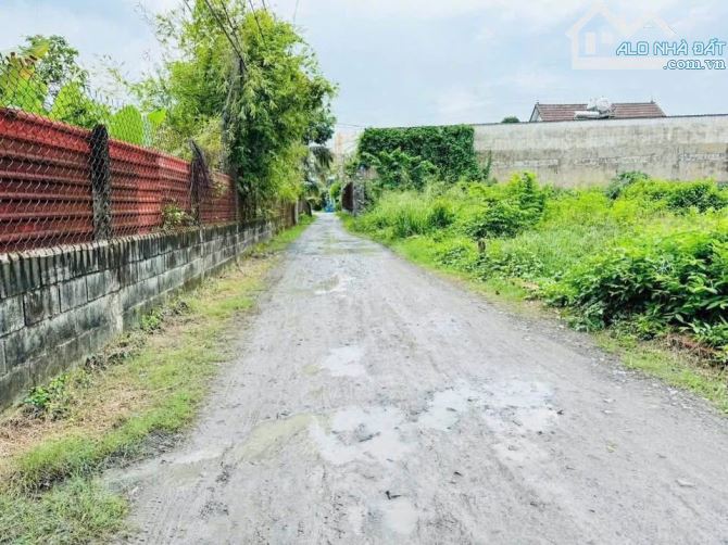 Bán liền giá 650Tr 102,7m2 gấp lô đất Tân An Hội Trung Tâm Củ Chi