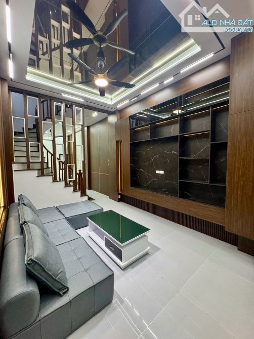 Bán nhà đẹp Nhân Hoà, Thanh Xuân, 50m2 mới chỉ 12.2 tỷ
