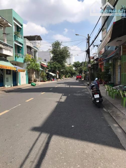 Cho thuê nhà GÓC đường Hoàng Thiều Hoa, Hiệp Tân, Tân Phú, 8.5x19m, 1 lầu