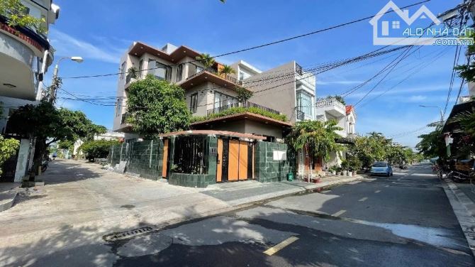 BIỆT THỰ GÓC 2MT GẦN BÃI TẮM SƠN THỦY- NGŨ HÀNH SƠN