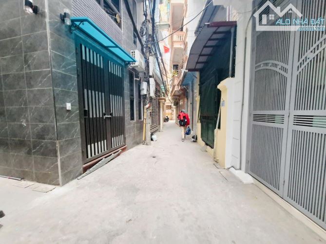💫 DUY NHẤT 8.1TỶ, THANH XUÂN 40m2 , 5 TẦNG LÔ GÓC MẶT TIỀN 4.4M, NGÕ THÔNG, TẦNG 1 PHÒNG