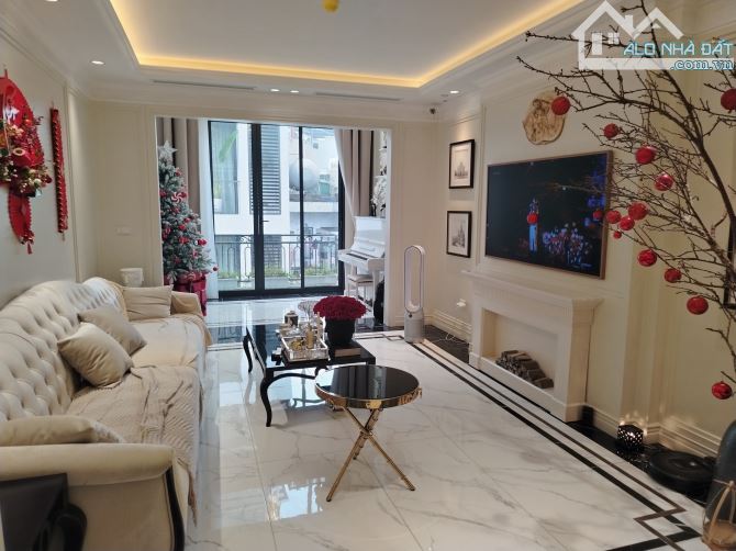 TOÀ BUILDING CHÙA QUỲNH, 91M, 8T, MT 6,3M, THANG MÁY, Ô TÔ TRÁNH, KINH DOANH, CHỈ 45 TỶ.
