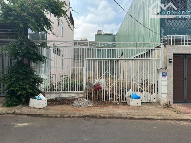 BÁN ĐẤT DIỆN TÍCH RỘNG MẶT TIỀN ĐƯỜNG VĂN CAO - KHU TRUNG CAO BMT. GIÁ: 6,8 TỶ