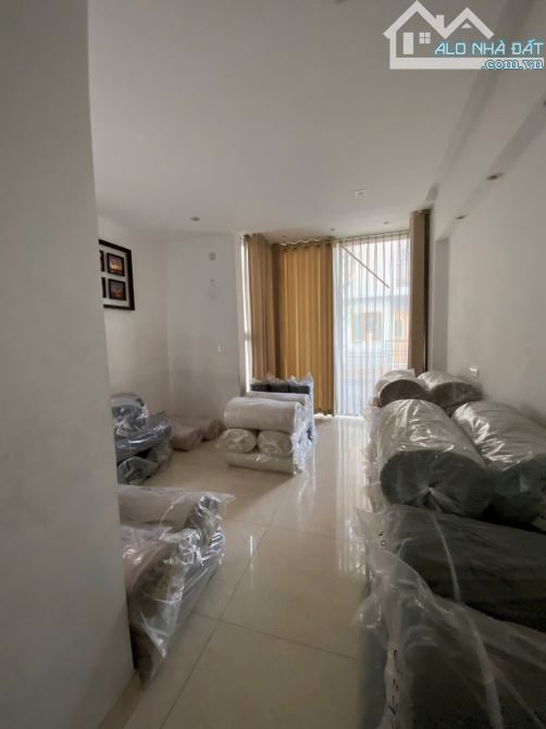 Hot! Nhà HXH thông đường Nguyễn Hồng Đào, P14, Tân Bình (4x15m) 4 tầng - Giá bán 11 tỷ