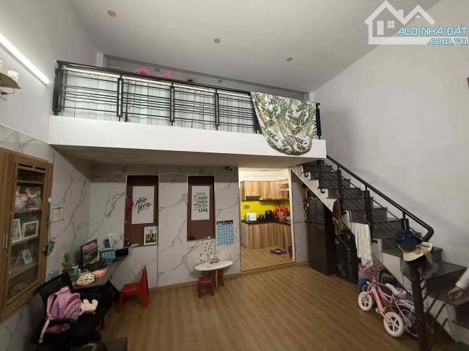 📌📌📌Làm việc trực tiếp!!! 🏠 Bán nhà gác lửng k137 Nguyễn Phước Nguyên, kiệt rộng 3m