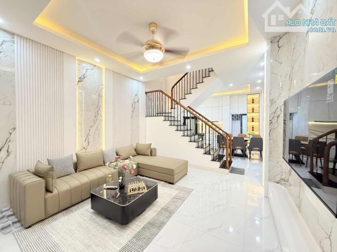Siêu phẩm phố Kim Ngưu - Nhà đẹp full nội thất - Xứng đáng từng xu.
