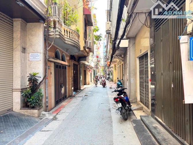 7 TỶ HƠN . 20M RA Ô TÔ  PHỐ MINH KHAI  .  36M. 5 TẦNG .3 NGỦ