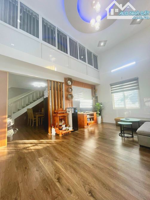 💥 Trung Tâm Đà Nẵng, gần Tiểu học HẦM NGHI - DT 45m2 x 3 MÊ - chỉ hơn 3 tỷ