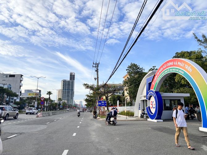 📣 TOÀ CĂN HỘ MỚI LÔ GÓC NGAY SÁT ĐẠI HỌC KINH TẾ ĐÀ NẴNG - DÒNG TIỀN 30TRIỆU/THÁNG