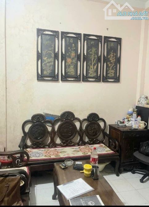 BÁN GẤP NHÀ MẶT PHỐ HOÀNG HOA THÁM BA ĐÌNH GIÁP DANH TÂY HỒ KD VỈA HÈ 33M X 4 TẦNG 8,6 TỶ