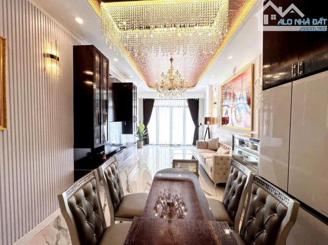 Bán nhà hẻm xe hơi Huỳnh Tấn Phát, NB, Dt 4 x18m, 2 lầu. Giá 6,3 tỷ - 11