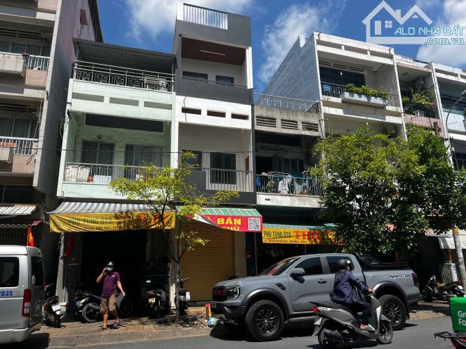Bán Nhà Mặt Tiền Đường Huỳnh Mẫn Đạt, Phường 8, Quận 5, TP HCM - 11