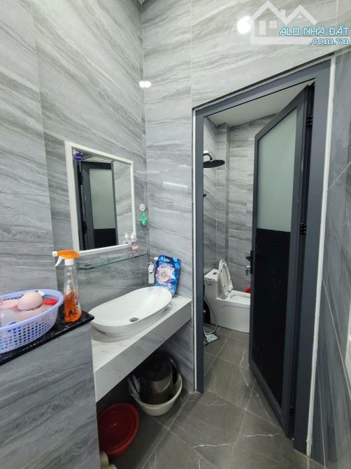 Bán nhà 1T2L 5x16m, đường số 3 KDC Đại Ngàn p. Thuận Giao gần chợ 185 - 11