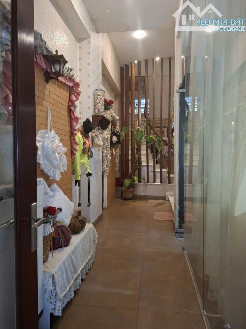 BÁN NHÀ ĐẸP VIP NGAY NGUYỄN ẢNH THỦ, Q 12, 4 TẦNG, NGANG LỚN 6M, CHỈ 18 TỶ - 11