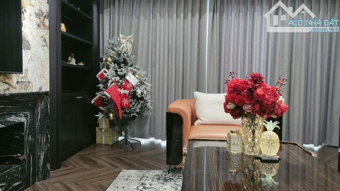 Bán căn hộ đẳng cấp tại Ciputra-148m2-Tầng cao-View đẹp-Nội thất nhập khẩu - 1
