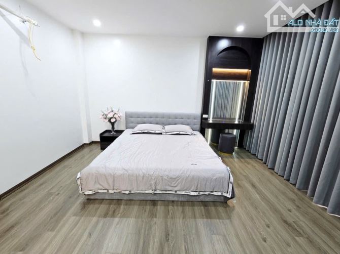 Nhà đẹp Cổ Nhuế, 37m², 5 Tầng, Full Nội Thất, 7.5 Tỷ - 1