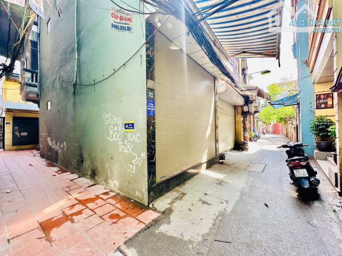 BÁN ĐẤT TẶNG NHÀ 4 TẦNG CỔ NHUẾ , 32M2-MT4M, LÔ GÓC 2 THOÁNG - 1