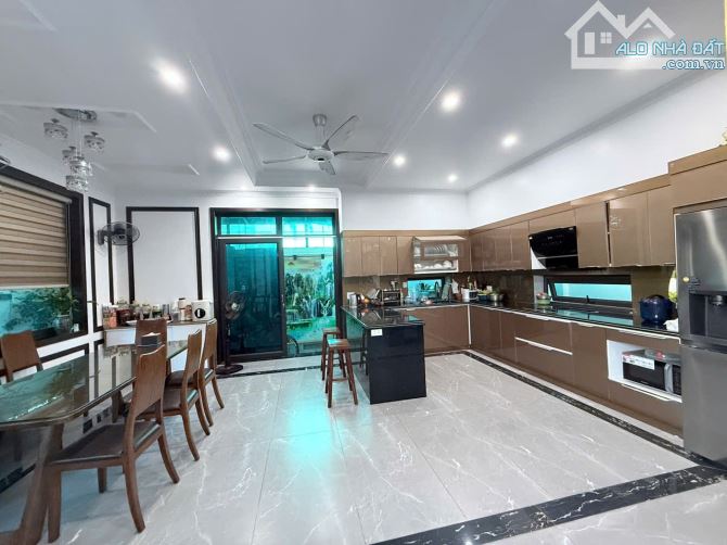 Bán biêt thự 3 tầng 190 M Anh Dũng Dương Kinh HP - 1
