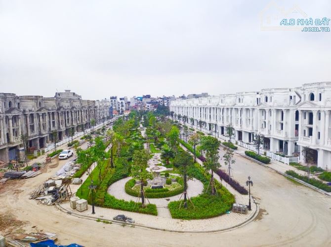 SIÊU PHẨM PHỐ TƯ ĐÌNH  BÁN ĐẤT TẶNG NHÀ  259M  42,9 TỶ   Mặt ngõ vỉa hè ô tô tránh  KD - 1