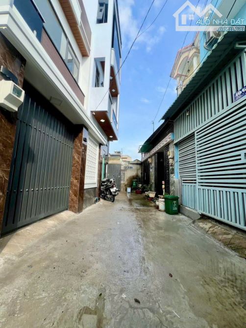 🏡 BÁN NHÀ CHÍNH CHỦ – GIÁ TỐT CHO NHÀ ĐẦU TƯ & AN CƯ 📍 Vị trí: Mặt tiền đường Nguyễn Cửu - 1