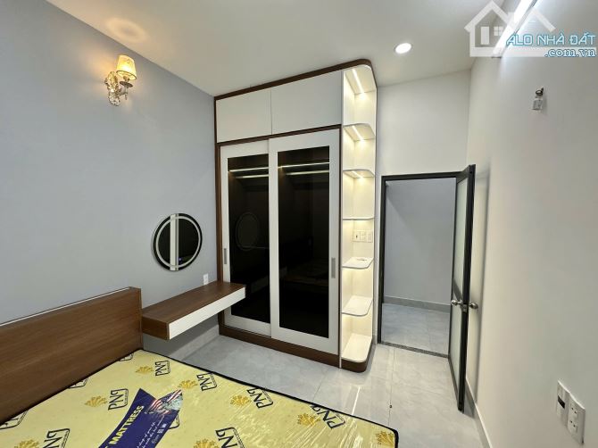 (hot)HẺM XE HƠI Bạch Đằng 8M– Khu Sân Bay – CHDV 4 Tầng – 5x19m – Giá Chỉ 16 Tỷ tl - 1
