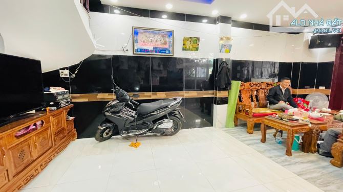 🌲 Sở Hữu Ngay Nhà 100m² Tại Đà Lạt – Tiện Ích Đầy Đủ, Giá Cực Tốt 3 tỷ 8🌲 - 1