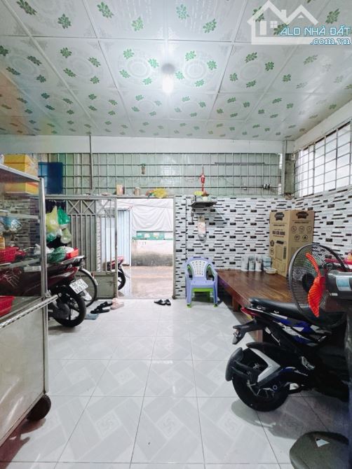 Bán Nhà 137m2 , Lê Văn Lương , Quận 7 , ngang 6m5, sát trường Đại Học TDT, chỉ 9Tỷ Hơn - 1