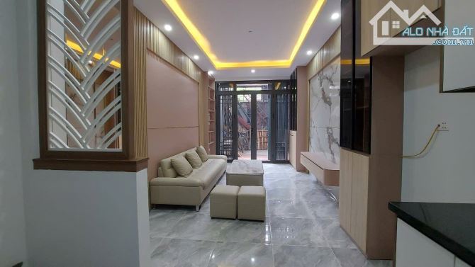 CẦU DIỄN 30M2, 5 TẦNG, MT 3.6M, 6.8 TỶ – PHÂN LÔ, Ô TÔ ĐỖ CỬA, NHÀ MỚI FULL NỘI THẤT - 1