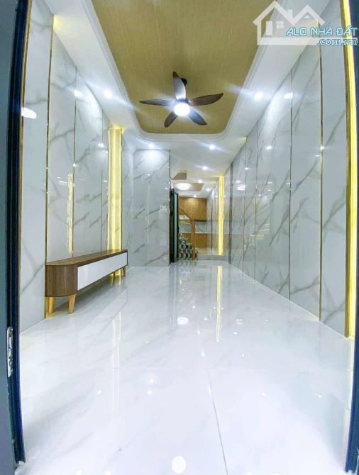 Nhà 3 tầng ôtô đỗ cửa, Ni Sư Huỳnh Liên gần Bàu Cát, 4.4 tỷ - 1