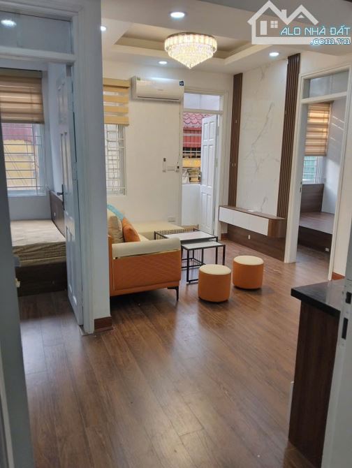 Bán nhà phố Hồ Tùng Mậu, 45m2, 5 tầng, MT 4,6m, gần ô tô, chỉ 9,1 tỷ - 1