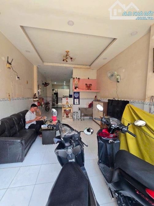 Bán nhà Nguyễn Quý Yêm , An Lạc , Bình Tân , 4 x 16m , 3 tầng 4pn , chỉ 6.3 tỷ tl - 1