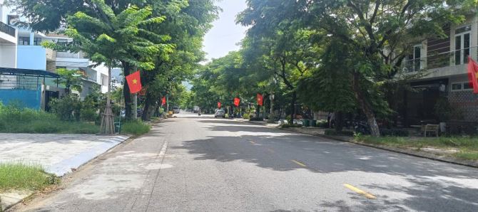 *** Bán Nhanh Lô Đất Diện Tích 150m Ngang 10m Mặt Tiền Đường Khúc Thừa Dụ- Q. Sơn Trà . - 1