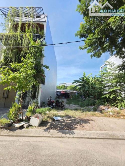 BÁN LÔ ĐẤT MT ĐINH NHẬT THẬN SÁT TRỤC LÊ TẤN TRUNG - DT 120M2 - 1
