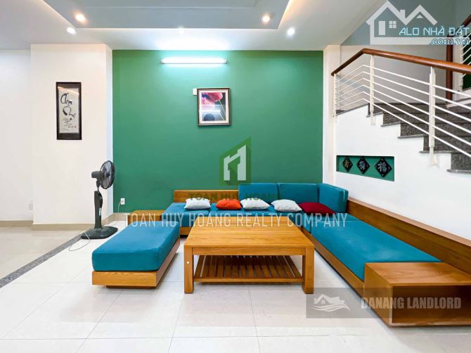 Nhà 3 Tầng 3 Phòng Ngủ Gần Biển Mỹ Khê – C988 - 1