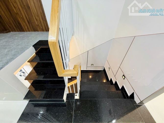 Chỉ 6,25 tỷ nhà 68m2 có 3 phòng ngủ hẻm 4m gần mặt tiền đường số 8 phường 11 Quận Gò Vấp - 1