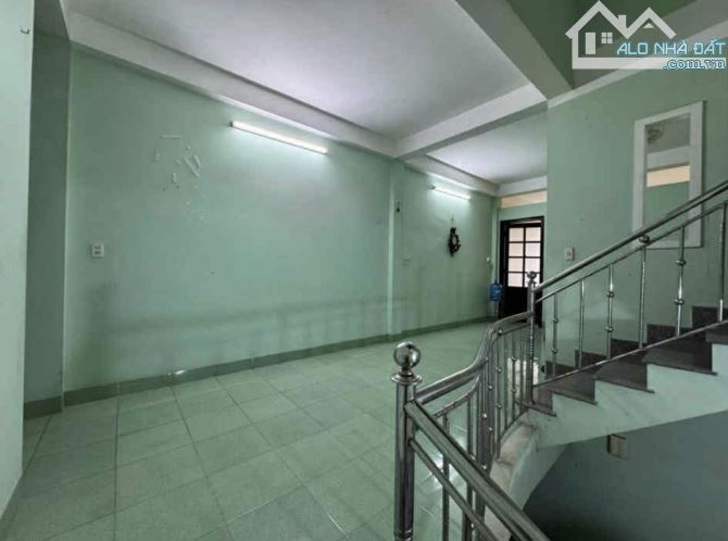 Bán nhà 3 tầng đường Lê Viết Lượng - Trung tâm Thành phố Huế - 1