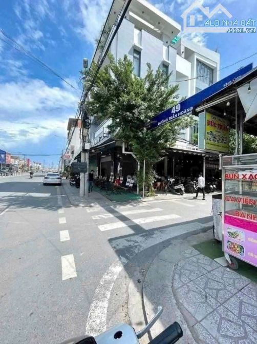 BÁN CẶP NỀN ĐẸP DÃY B KHU BIỆT THỰ HẺM 49 TRẦN HOÀNG NA - 1