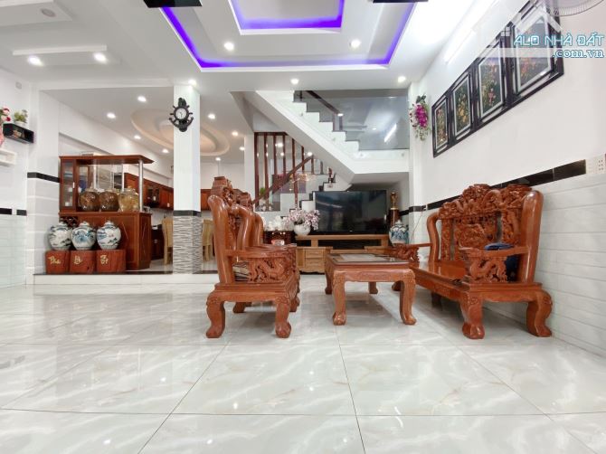 Phan Huy Ích - Tân Bình - 99m2 - 5 Tầng - 8PN - 12.6 tỷ - Hẻm nhựa 8m- Hoàn công - SHR - 1