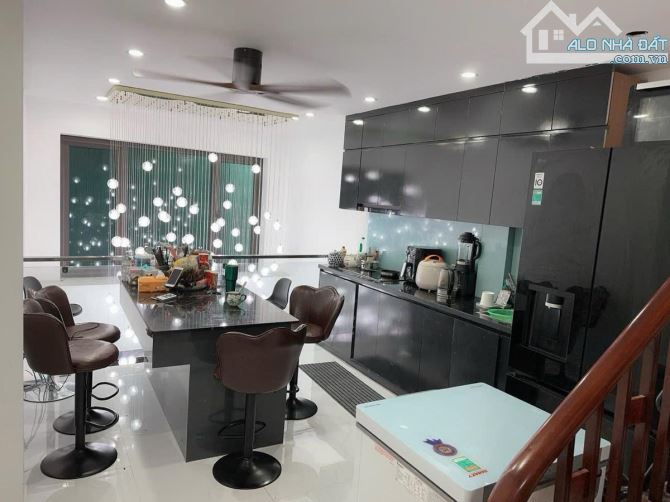 🚀 KẺ TẠNH - GIANG BIÊN! NHÀ 6 TẦNG, 3 NGỦ, GẦN KĐT VIỆT HƯNG – 6,5TỶ! - 1