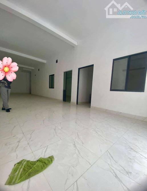 Bán nhà Hẻm 4m Âu Cơ - gần ngã tư Lạc Long Quân, 8x20m, 2 Tầng - 3PN, chào 13,5 tỷ. - 1