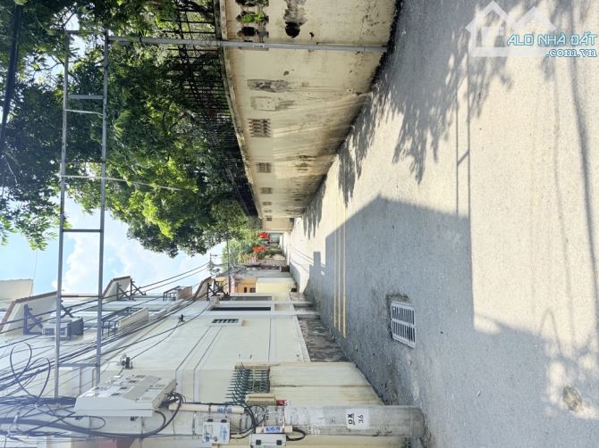 Bán 50m2 đất Đặng Xá, ngõ thông, ô tô vào đất - 1