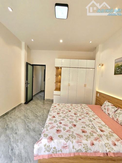bán nhà HXH Thích Quảng Đức ,p5 ,Quận Phú Nhuận. DT:4x8m.4 tầng .Gía chỉ 7.1 tỷ (TL) - 1
